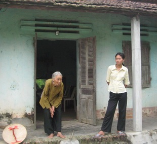 “Bao giờ cho hết khổ đau...” - 1