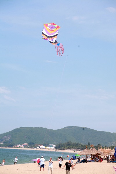 Festival biển 2009 sặc sỡ những cánh diều - 1 Festival biển 2009 sặc sỡ những cánh diều - 1