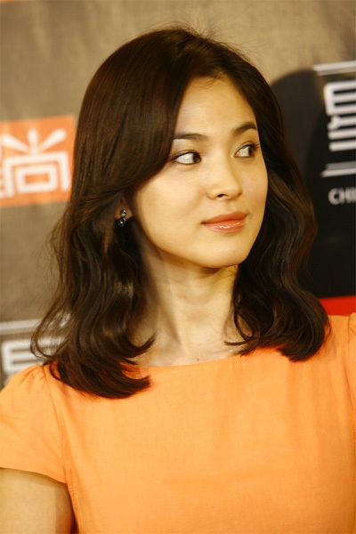 “Cận cảnh” Song Hye Kyo xinh đẹp tại Bắc Kinh - 9 “Cận cảnh” Song Hye Kyo xinh đẹp tại Bắc Kinh - 9