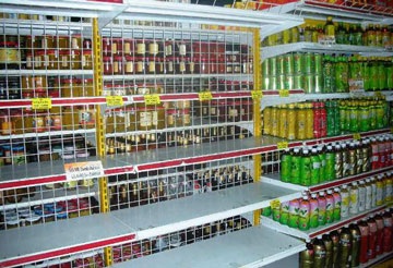 Siêu thị tạm “tẩy chay”, quán lẻ vẫn bán hàng Tân Hiệp Phát - 1 Siêu thị tạm “tẩy chay”, quán lẻ vẫn bán hàng Tân Hiệp Phát - 1