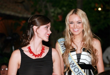 Các hoa hậu “đọ sắc” tại Gala Dinner Nha Trang - 10