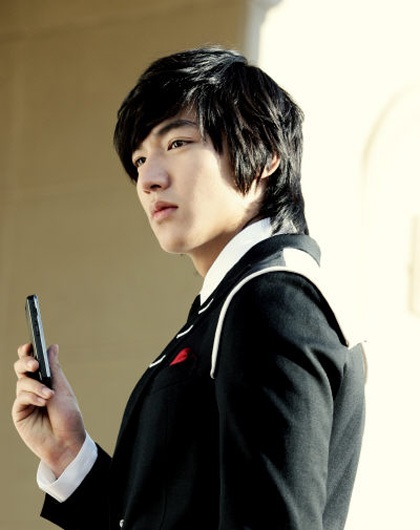 Lee Min Ho trải qua ca phẫu thuật chân - 2 Lee Min Ho trải qua ca phẫu thuật chân - 2