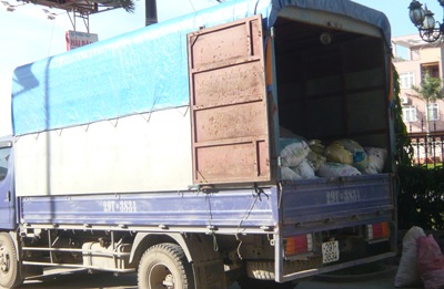 Thêm một vụ buôn bán hơn 2 tấn rác thải y tế bị bắt - 1