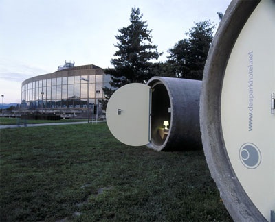 Chùm ảnh: Khách sạn trong ống cống - 3 Chùm ảnh: Khách sạn trong ống cống - 3