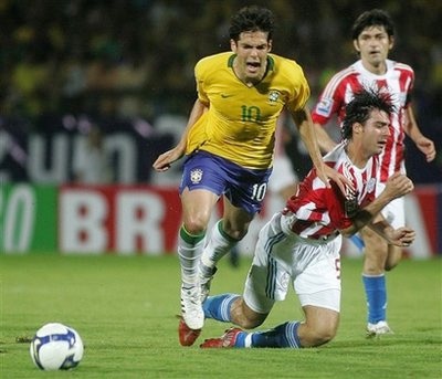 Hạ gục Paraguay, Brazil củng cố vững chắc ngôi đầu bảng - 1 Hạ gục Paraguay, Brazil củng cố vững chắc ngôi đầu bảng - 1