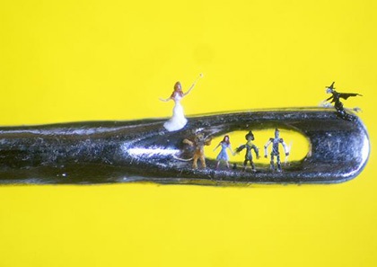 Chùm ảnh: Những nhân vật nổi tiếng trong lỗ kim - 6