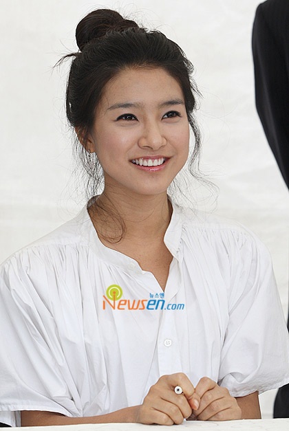 Kim So Eun dễ thương sẽ “lột xác” trong phim mới - 20