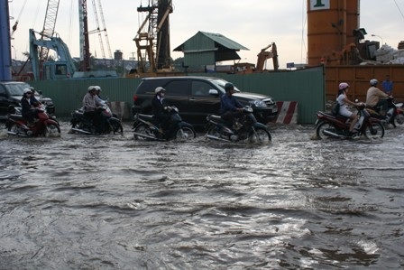 Sửa chữa con đường “mắc bệnh trầm kha” - 1 Sửa chữa con đường “mắc bệnh trầm kha” - 1