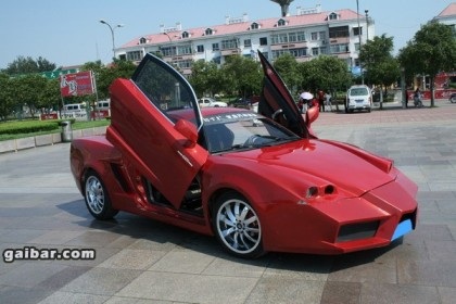“Hô biến” xe Trung Quốc thành Ferrari Enzo - 9
