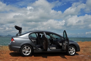 Honda Civic 2009 - Lựa chọn mới cho giới trẻ - 5 Honda Civic 2009 - Lựa chọn mới cho giới trẻ - 5