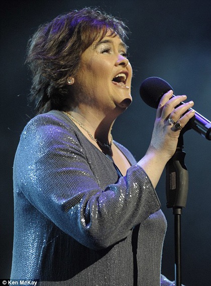 Nghe lời bác sĩ, Susan Boyle sẽ giảm bớt show diễn - 1