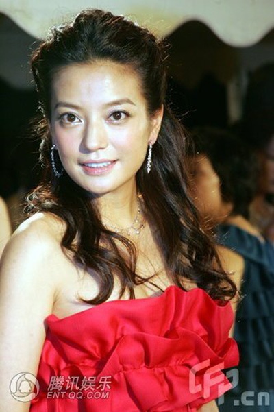 Triệu Vy: “Với tôi, tình yêu là thứ cần có” - 4