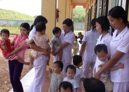 “Ngóng” tương lai 12 phận đời bị chối bỏ - 1 “Ngóng” tương lai 12 phận đời bị chối bỏ - 1