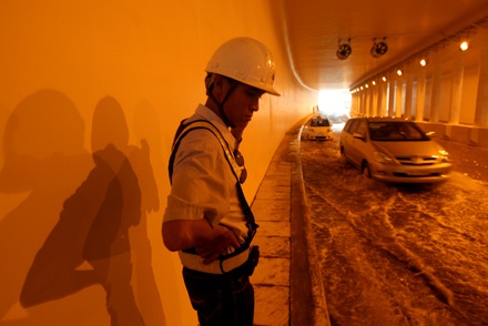 Hầm đường bộ hiện đại nhất Việt Nam thành “bể bơi” - 7 Hầm đường bộ hiện đại nhất Việt Nam thành “bể bơi” - 7