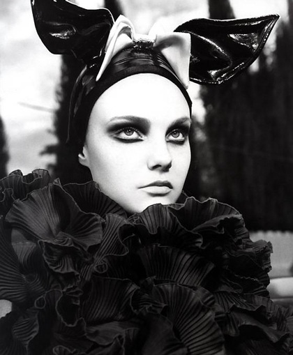 Caroline Trentini: Siêu mẫu không bao giờ tốn tiền mua quần áo - 9 Caroline Trentini: Siêu mẫu không bao giờ tốn tiền mua quần áo - 9