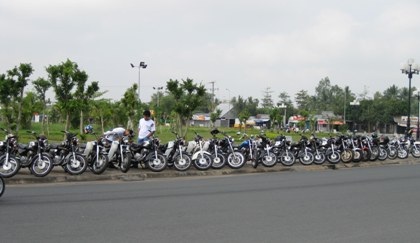 Câu lạc bộ “Hoàng tử đen” miền Tây - 3