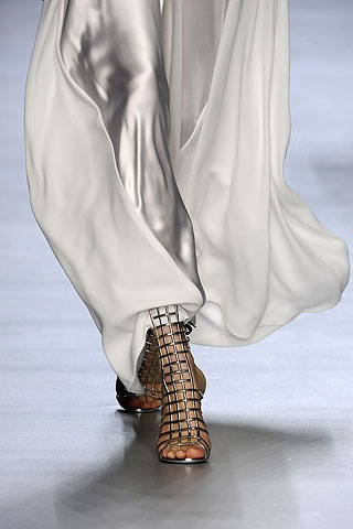 BST giày dép của Narciso Rodriguez và Yves Saint Laurent - 3 BST giày dép của Narciso Rodriguez và Yves Saint Laurent - 3
