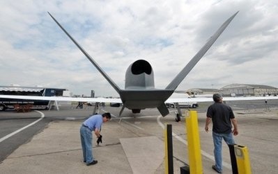 Chùm ảnh: Các phi cơ tối tân hội tụ trong triển lãm hàng không Pháp - 14