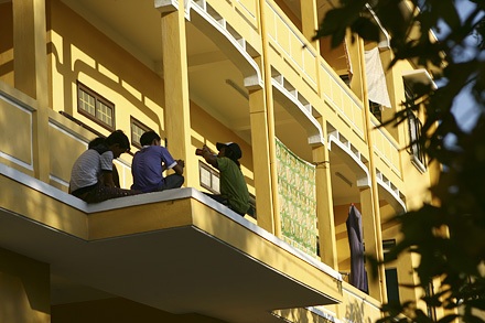 Cuộc lên bờ lịch sử của dân vạn đò Huế - 14 Cuộc lên bờ lịch sử của dân vạn đò Huế - 14