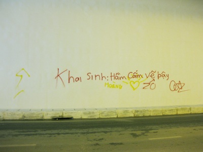 “Nhem nhuốc” hầm đường bộ Kim Liên - 1