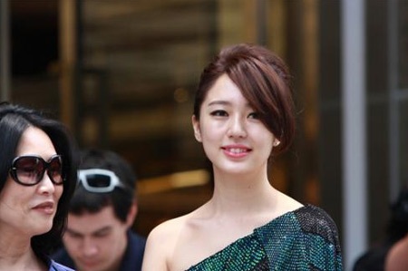 Phim “hot” của Yoon Eun Hye đã chọn được ngày phát sóng - 13