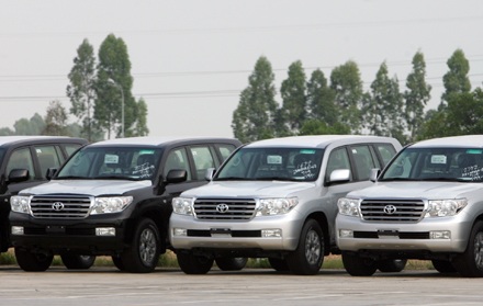 Việt kiều hồi hương được mang theo ô tô đang sử dụng  - 1