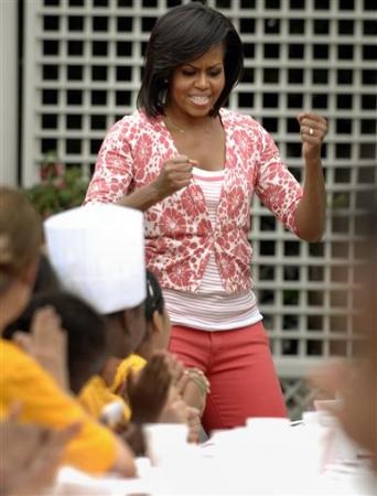 Chùm ảnh: Đệ nhất phu nhân Mỹ thu hoạch “vụ mùa” đầu tiên ở Nhà Trắng - 11