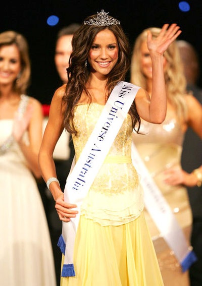 Hoa hậu Úc không bị tước vương miện - 3