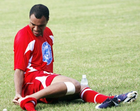 Denilson “tái xuất”, nhưng cơ hội ra sân vẫn còn bỏ ngỏ - 3