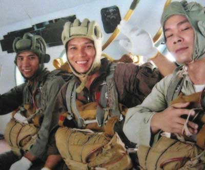 Chuyến bay định mệnh về với trời xanh  - 1