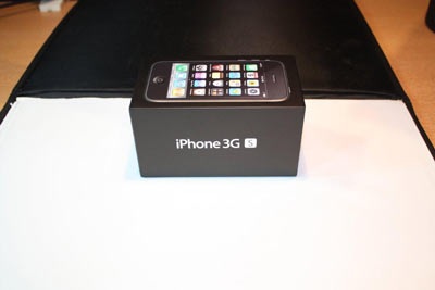 “Mổ xẻ” iPhone 3G S - 1