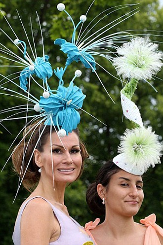 Những chiếc mũ ấn tượng trong ngày hội Royal Ascot - 7 Những chiếc mũ ấn tượng trong ngày hội Royal Ascot - 7