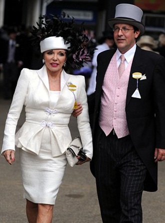 Những chiếc mũ ấn tượng trong ngày hội Royal Ascot - 2 Những chiếc mũ ấn tượng trong ngày hội Royal Ascot - 2