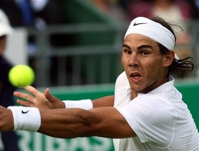 Nadal gặp “khó”, Federer có thể tái ngộ Soderling - 1 Nadal gặp “khó”, Federer có thể tái ngộ Soderling - 1