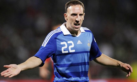 MU “ra luật” không mua ngôi sao quá 26 tuổi - 1 MU “ra luật” không mua ngôi sao quá 26 tuổi - 1