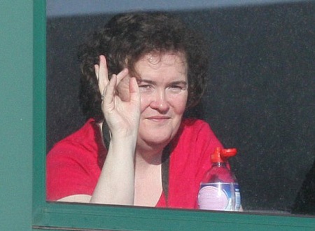 Có biểu hiện lạ, Susan Boyle lại hủy show diễn - 1 Có biểu hiện lạ, Susan Boyle lại hủy show diễn - 1