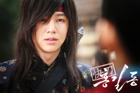 Jang Geun Suk bị công ty sản xuất kiện - 5