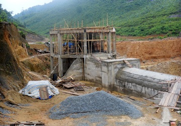 “Hậu” Z20, lo chất lượng đập Khe Dọc - 3