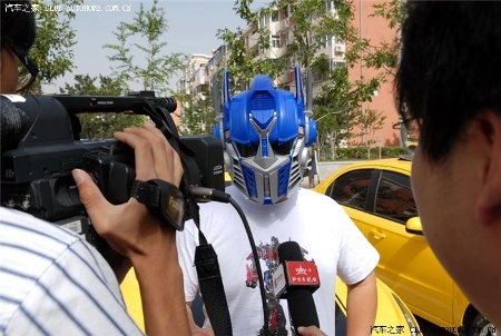 Xe Transformers “đại náo” Trung Quốc - 8