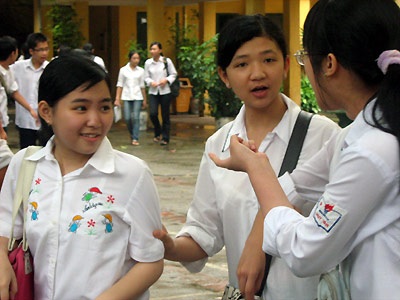 Gợi ý đáp án môn Ngữ Văn lớp 10 THPT Hà Nội - 1