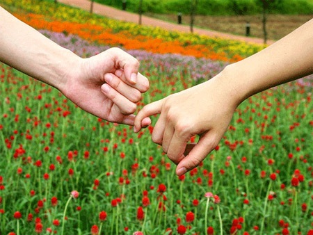 Tung ảnh “nóng”, hăm dọa… khi chia tay - 1 Tung ảnh “nóng”, hăm dọa… khi chia tay - 1