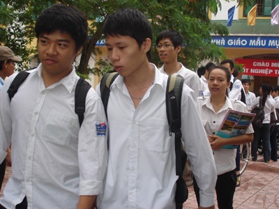 Đề thi Đại học không ra vào phần đọc thêm - 1 Đề thi Đại học không ra vào phần đọc thêm - 1