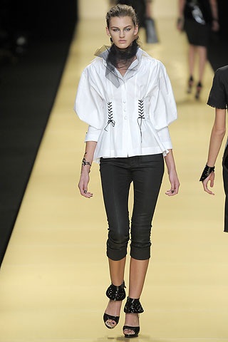 BST xuân hè 2009 của Karl Lagerfeld - 16 BST xuân hè 2009 của Karl Lagerfeld - 16