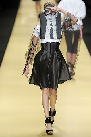 BST xuân hè 2009 của Karl Lagerfeld - 15 BST xuân hè 2009 của Karl Lagerfeld - 15