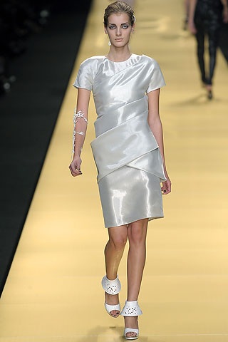 BST xuân hè 2009 của Karl Lagerfeld - 2 BST xuân hè 2009 của Karl Lagerfeld - 2