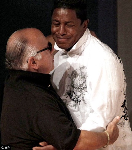 Con gái Michael Jackson: "Cha ơi, không thể nào!" - 3 Con gái Michael Jackson: "Cha ơi, không thể nào!" - 3