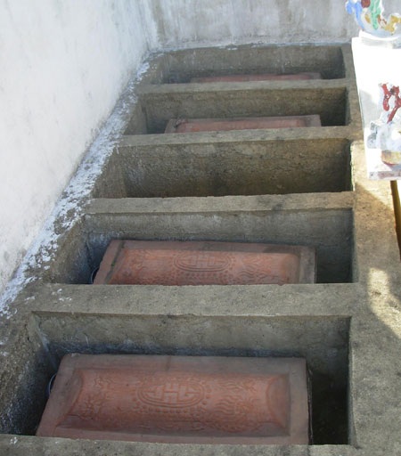 “Nghĩa địa treo” giữa đại ngàn A Lưới - 2