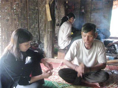 Người đàn bà 27 lần giúp chồng cai nghiện - 2 Người đàn bà 27 lần giúp chồng cai nghiện - 2