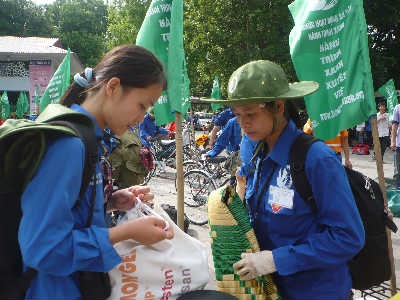 Hành trình đạp xe xuyên Việt lên đường - 2