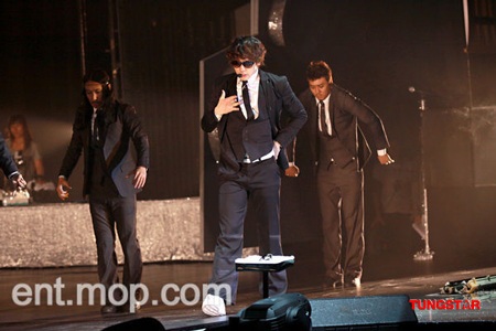 Chùm ảnh: Hình ảnh “nóng hổi” của Bi (Rain) tại Ma Cao - 22